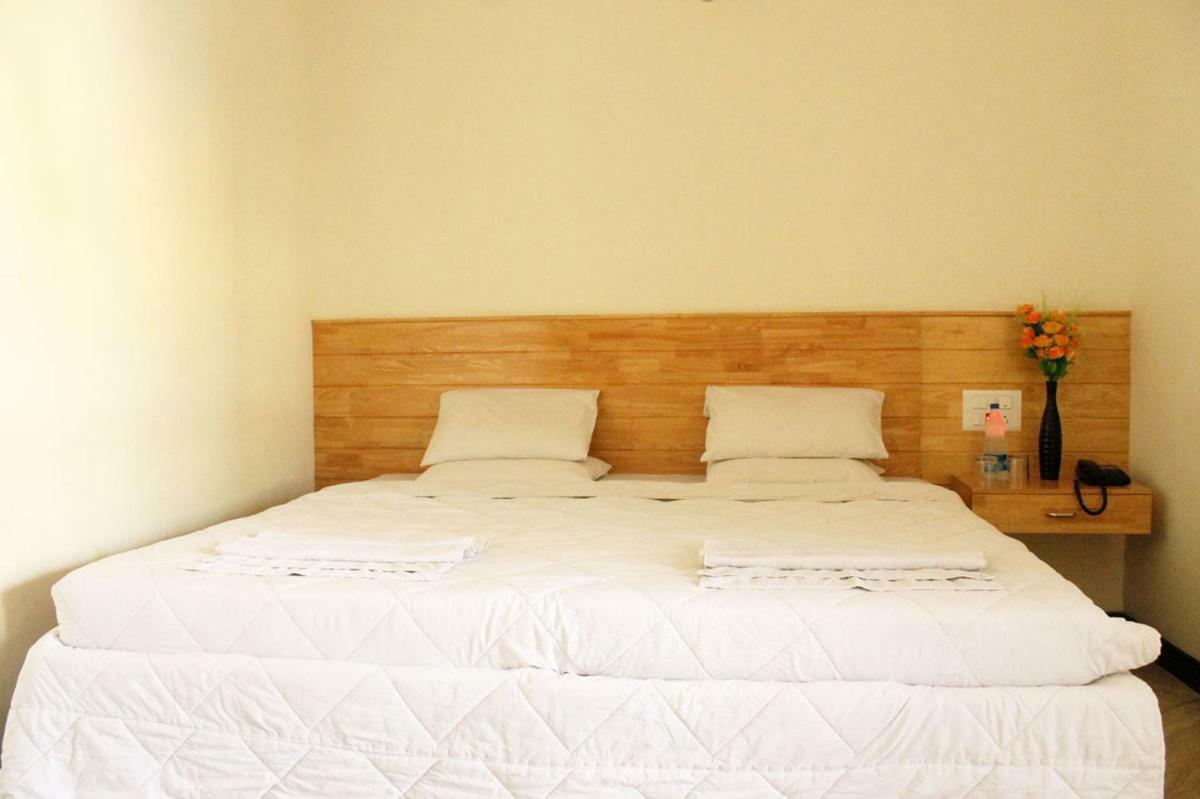 Oyo 1900 Hotel Olive Residency Májszúr Kültér fotó